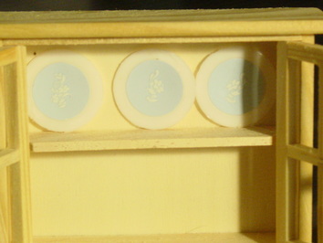 Miniature Dollhouse Plate Tutorial